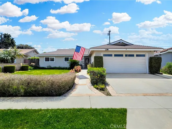 8272 Darsy Dr, Huntington Beach, CA 92647