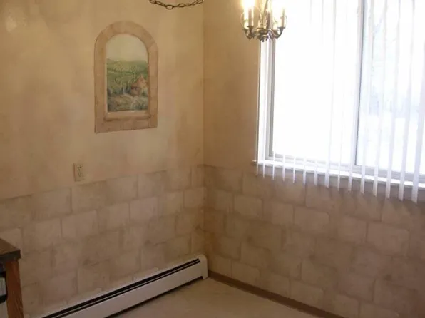 749 S Millvale Ave, Pittsburgh, PA 15213