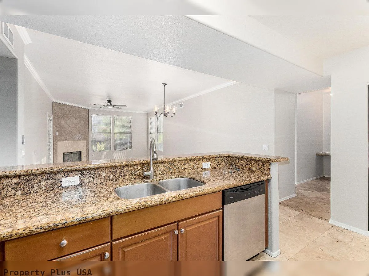 2 bed, 2.0 bath, 1146 sqft, $2,150 — Photo 2