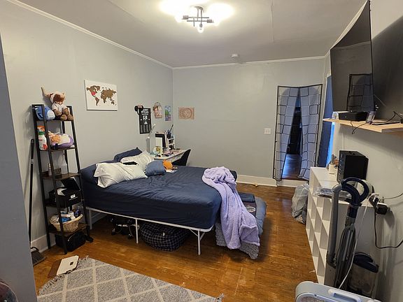 5th image of 443-445 Hamilton St #2A