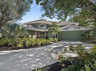 7 Alnwick Rd, Palm Beach Gardens, FL 33418