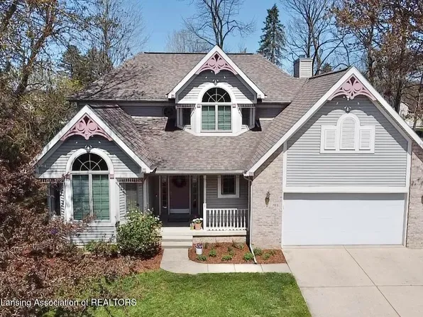 703 Feasel St, Eaton Rapids, MI 48827