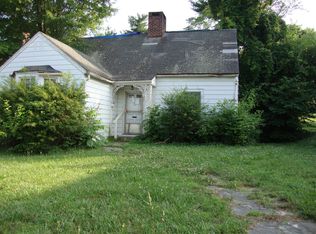 115 Academy St, Roxboro, NC 27573