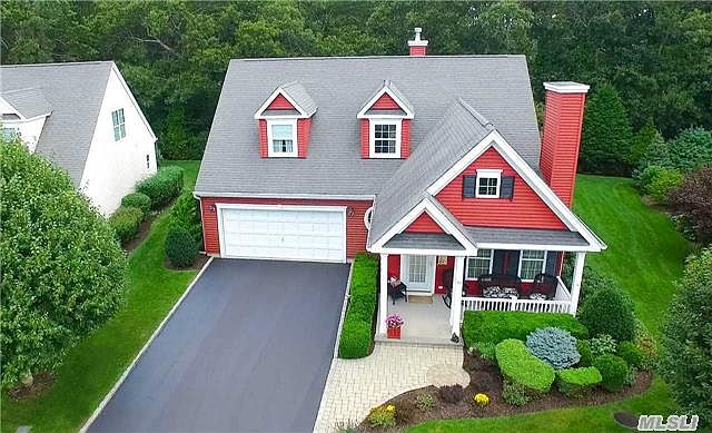 1st image of 40 Golden Spruce Dr