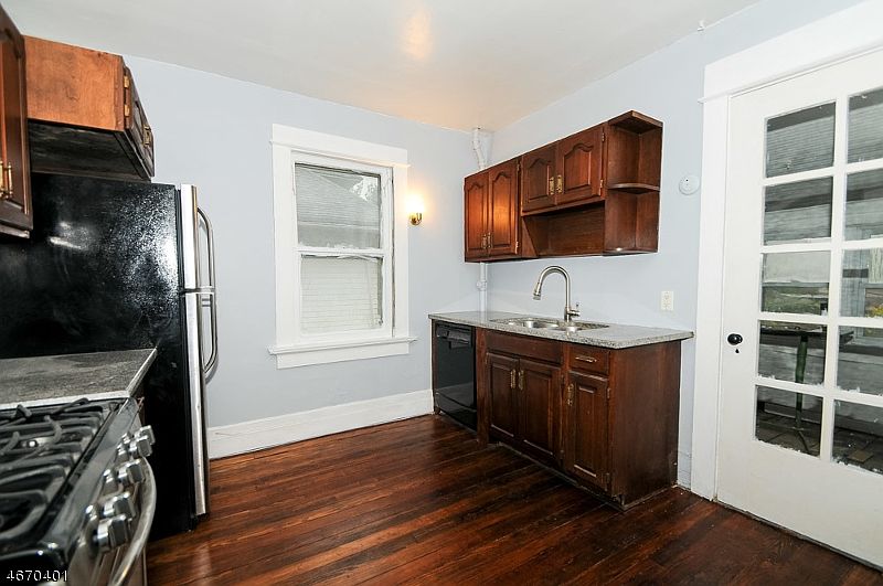 1st image of 72 Glen Ridge Ave