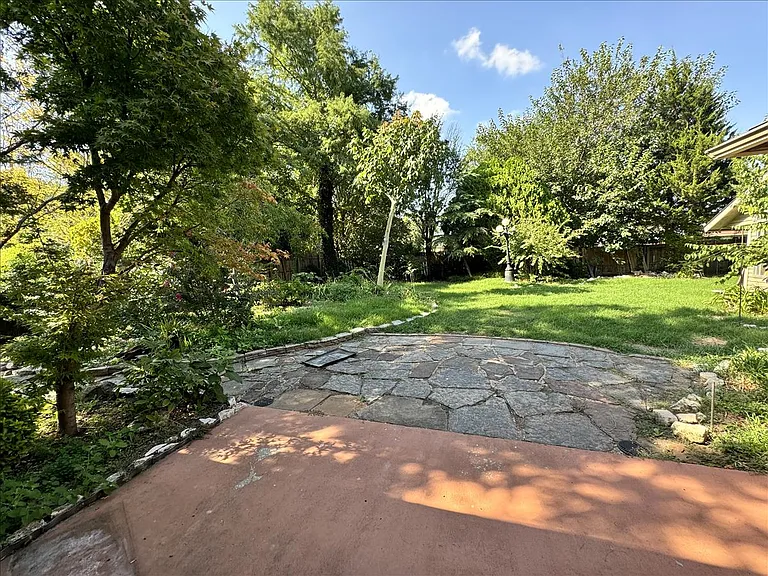 4917 Baker St — Photo 18
