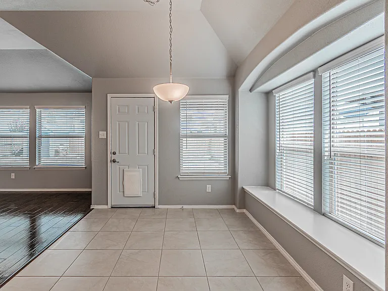 2553 Hadley St — Photo 15