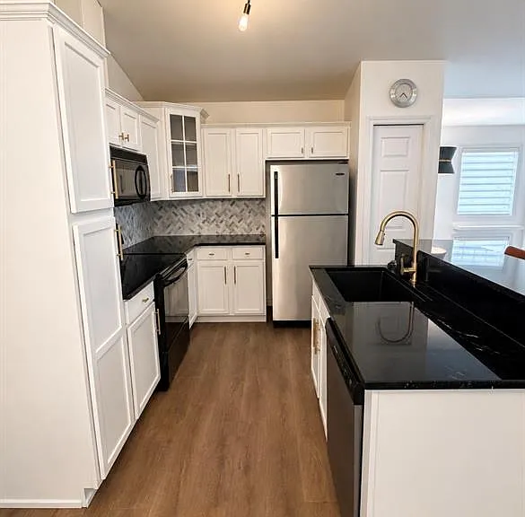 2289 Bethlehem Ave — Photo 2