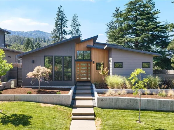 619 Elkader St, Ashland, OR 97520