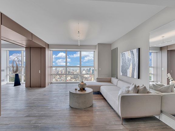 4th image of 146 W 57th St #78A