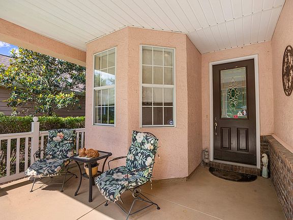 4th image of 845 LaQuinta Loop