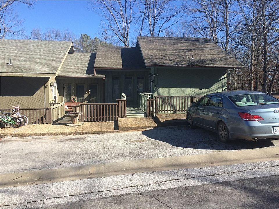 1st image of 39 Estes Dr