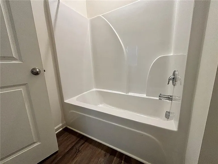 304 Pescara Ct — Photo 9