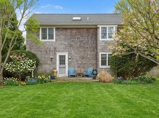 135 Wooley St, Southampton, NY 11968
