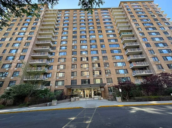 195 Willoughby Ave APT 302, Brooklyn, NY 11205