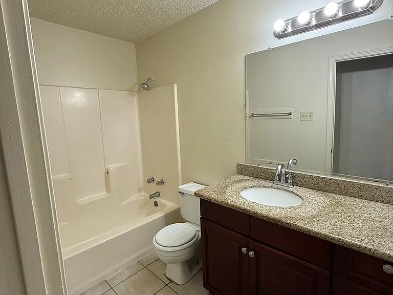 8713 Gsri Ave — Photo 2