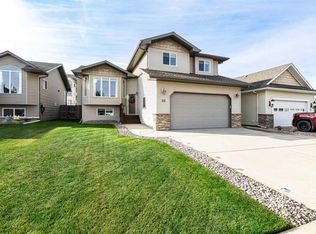 55 N Agnew Close, Red Deer, AB T4R 3L5