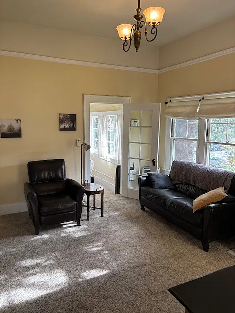 103 Edelen Ave — Photo 2