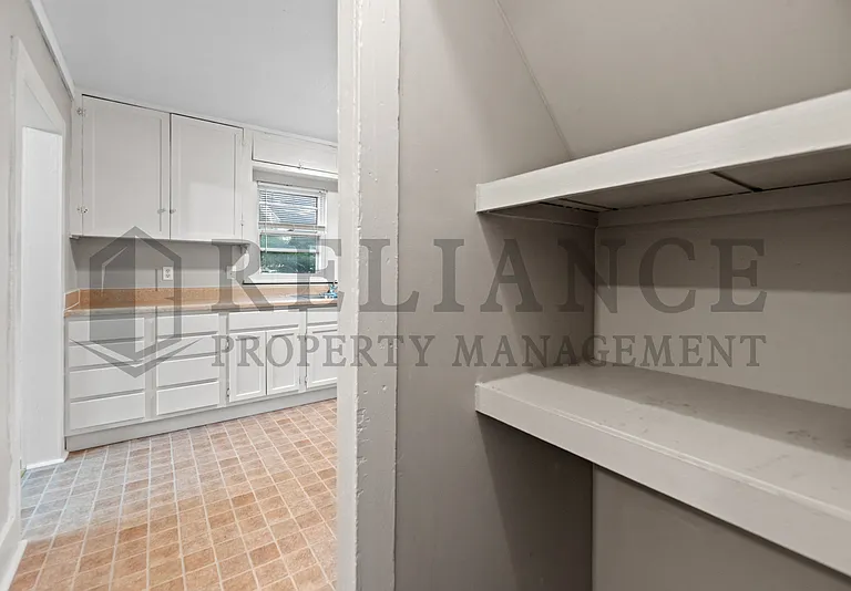 232 S Sedgwick St — Photo 14