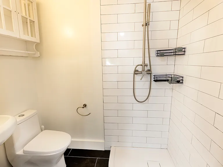 2921 Rawson St — Photo 30