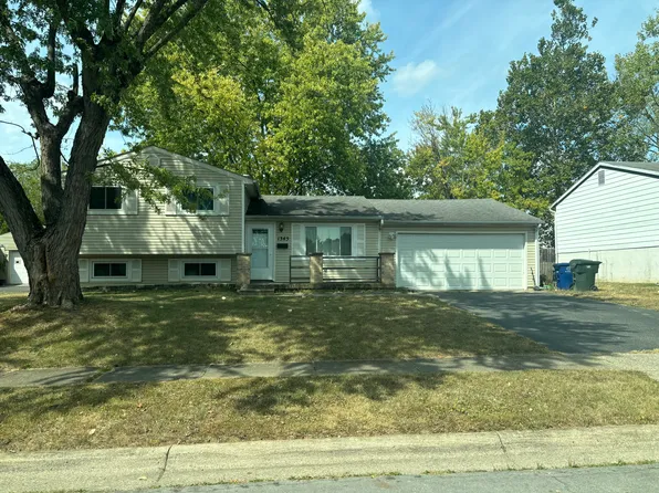 1345 Helmsdale Dr, Columbus, OH 43204