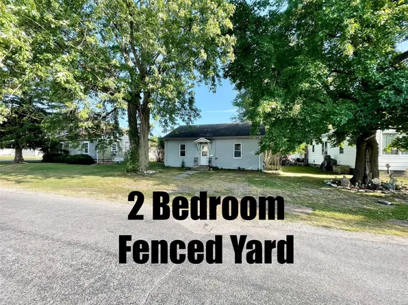 211 W Baker St, Gillespie, IL 62033