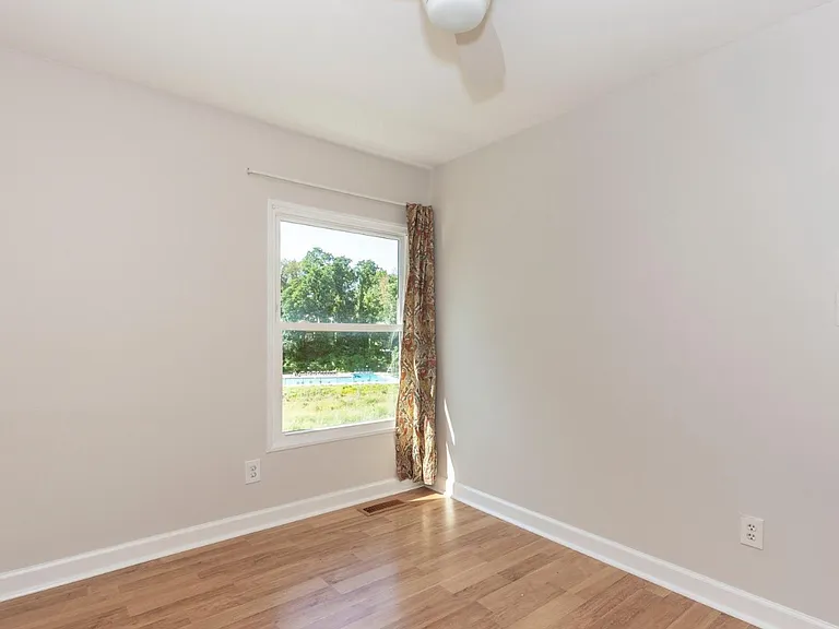 133 Hammershire Rd #C — Photo 13