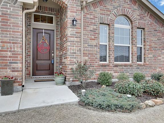 3rd image of 14428 Chino Dr