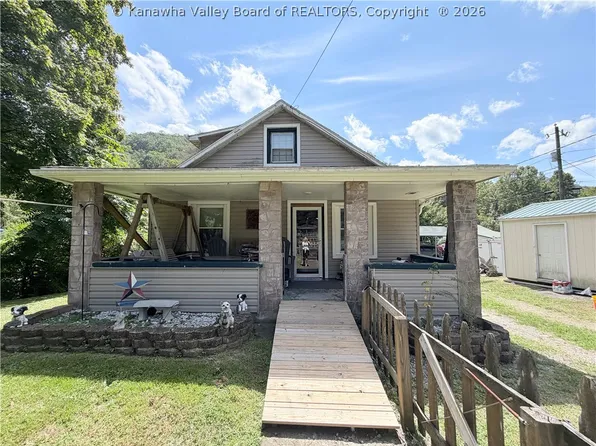 778 Campbells Creek Dr, Charleston, WV 25306