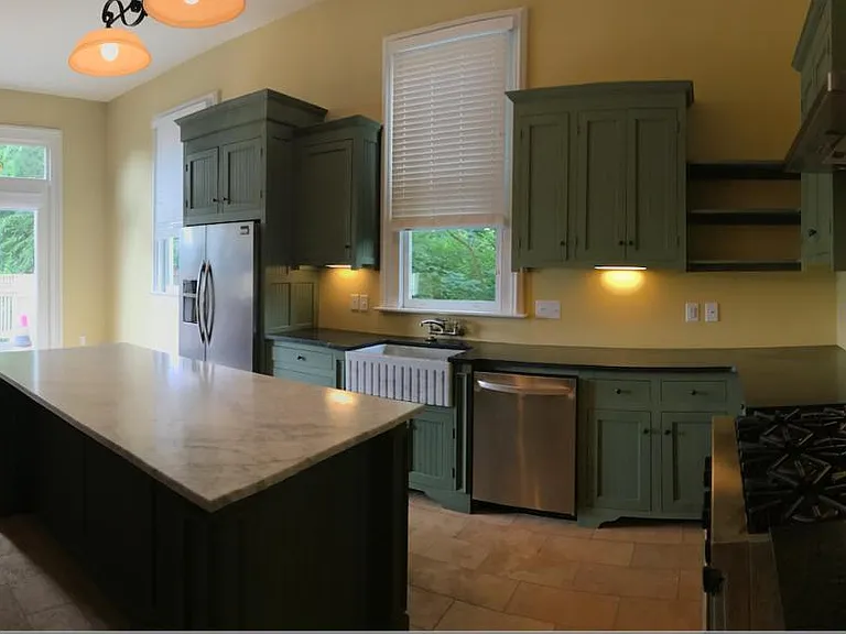 841 Main St #A — Photo 3