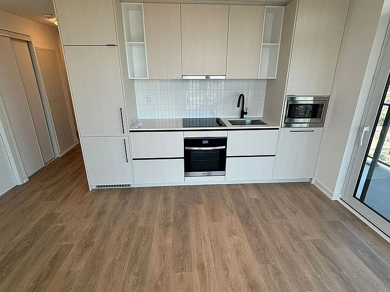 1285 Dupont St #1409 — Photo 1