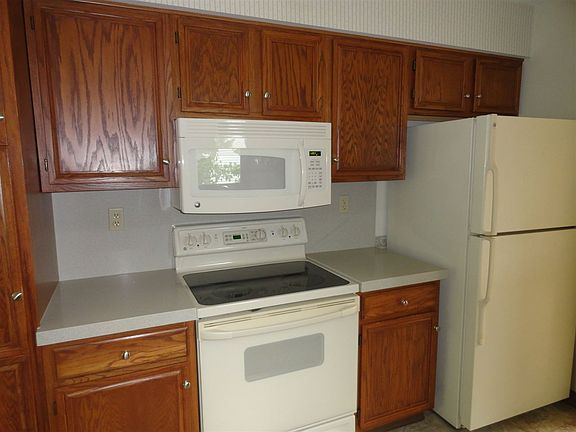 3rd image of 6488 Palo Verde Dr