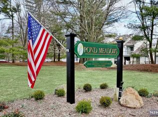 77 Konight Ct, Mahwah, NJ 07430