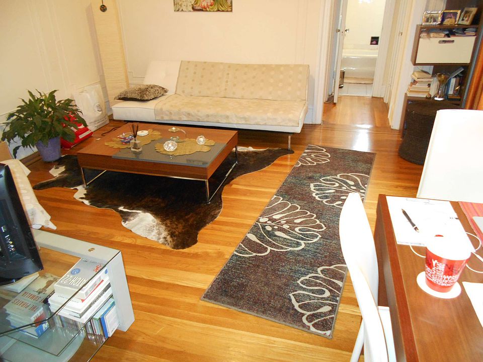 1st image of 3015 33rd St APT 1A