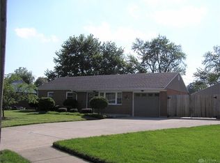 316 Lang Ct, Englewood, OH