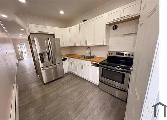 411 W Market St #1 — Photo 12