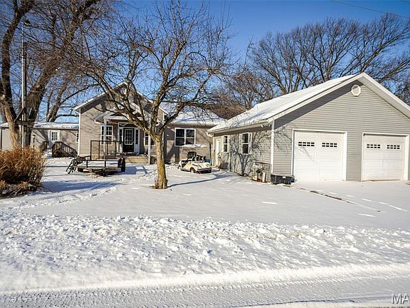 2nd image of 1272 NE 700th Ave