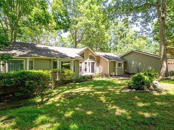 2nd image of 3471 Stone Dr