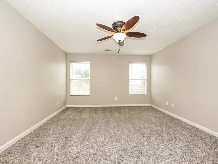 413 Creek Oak Dr — Photo 10