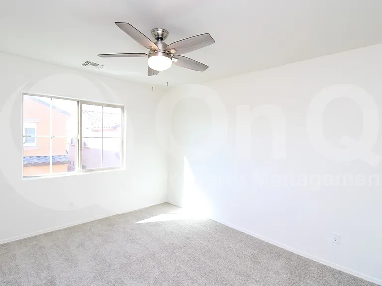 11443 W Saint John Rd — Photo 10