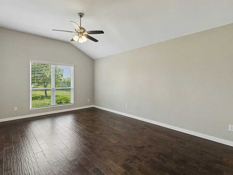 332 Hardwicke Ln — Photo 14