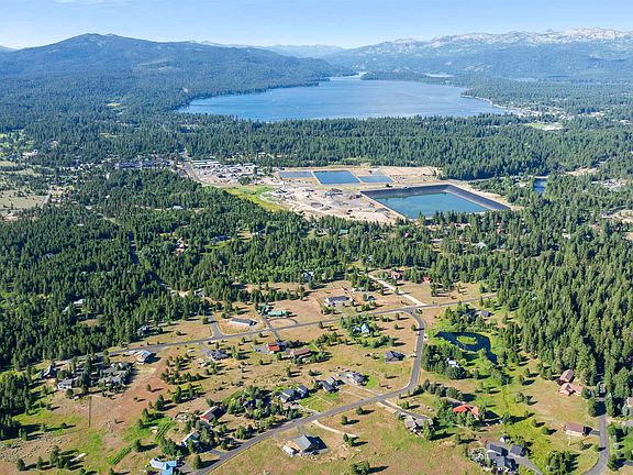 3rd image of 1000 Ridge Rd