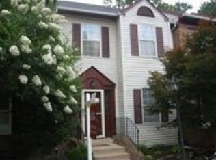 5911 High Meadow Rd, Alexandria, VA 22310