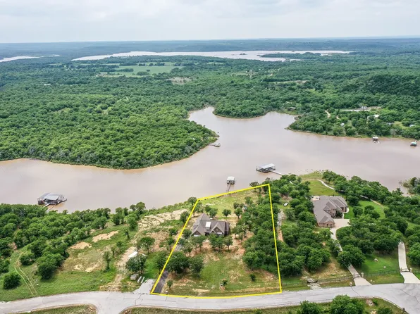 133 Sunset Bay Pointe Ct, Chico, TX 76431