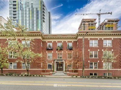 615 Boren Ave APT 21, Seattle, WA, 98104