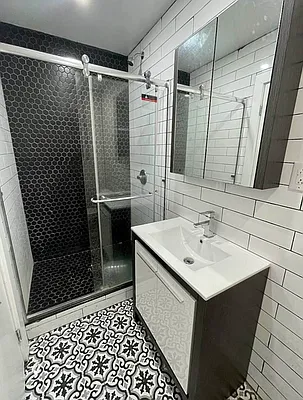 Rented by Oxford Property Group | media 53