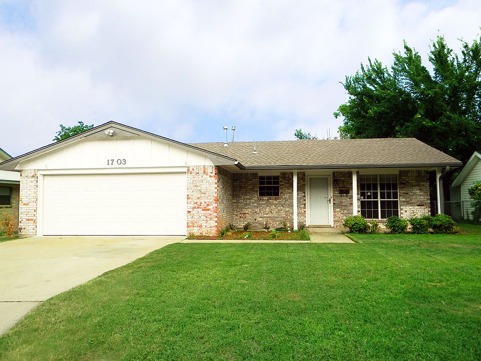 1st image of 1703 NW Cedarwood Dr
