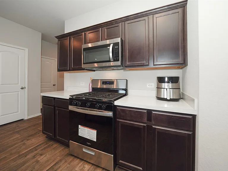 20818 Edmeston Way — Photo 18