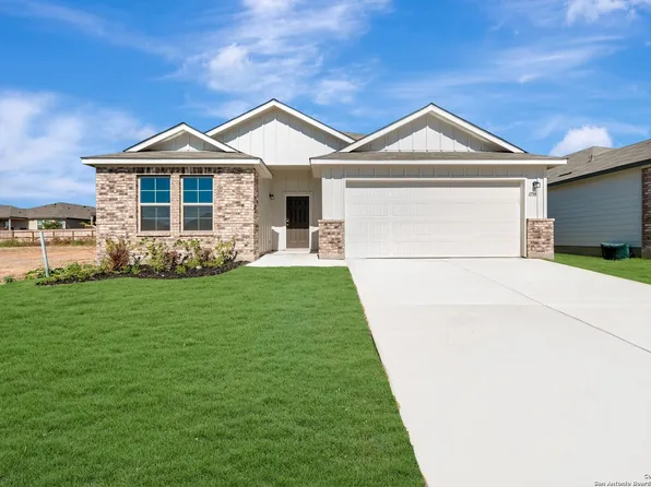 1116 Limestone Ridge, Seguin, TX 78155