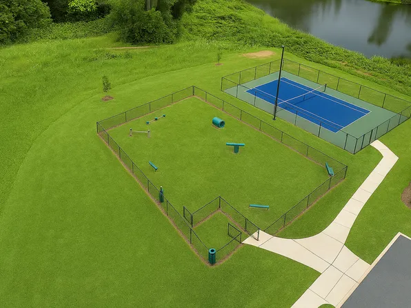 Paragon Luxury Apartments